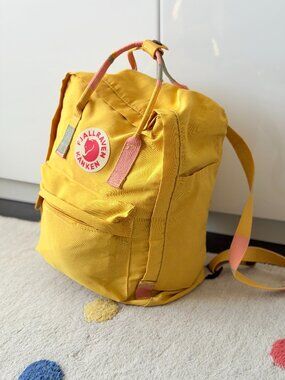 Fjällräven Classic 16L Warm Yellow Striped Webbing Backpack - As-Is Hardware
